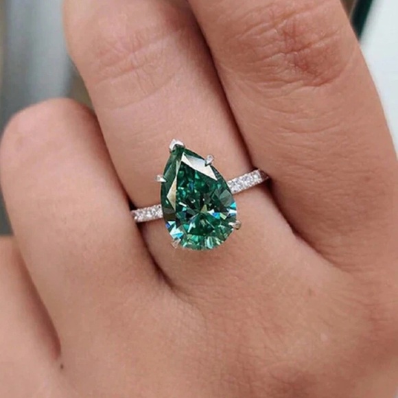 WEDDING ENGAGEMENT RINGS - Picture 6 of 6